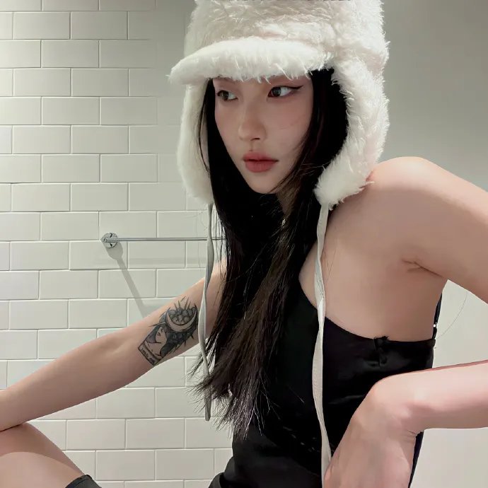 雪中红